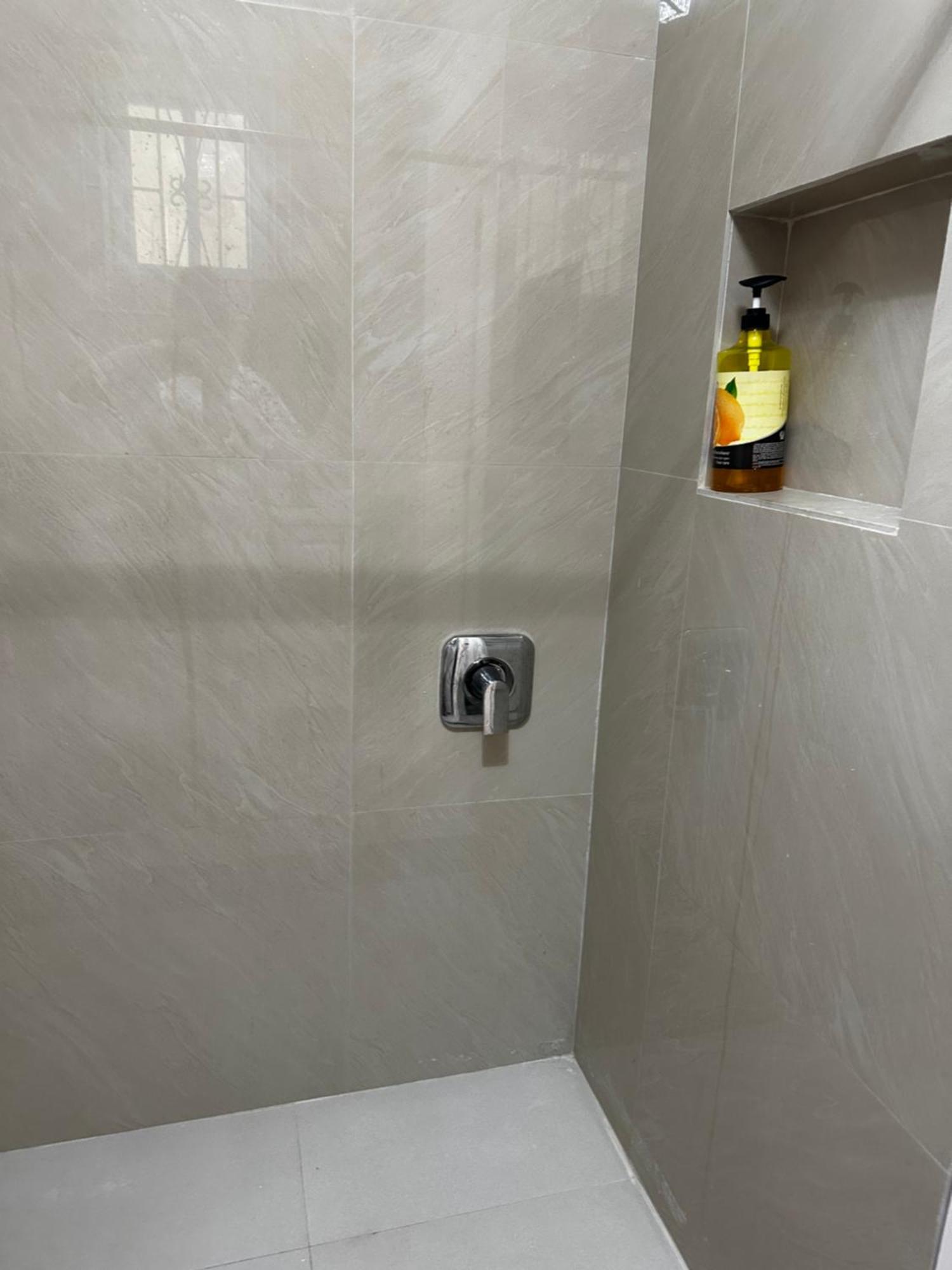 The Shelton - Sinclair Apartment Montego Bay Ngoại thất bức ảnh