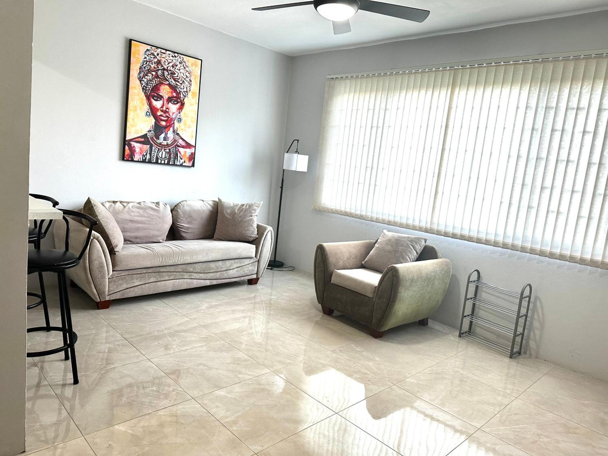 The Shelton - Sinclair Apartment Montego Bay Ngoại thất bức ảnh